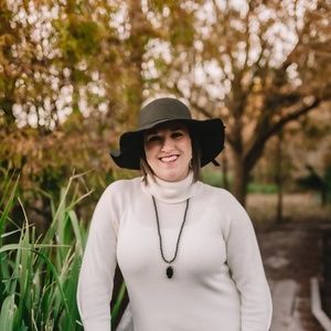 Meet your Posher, Catherine
